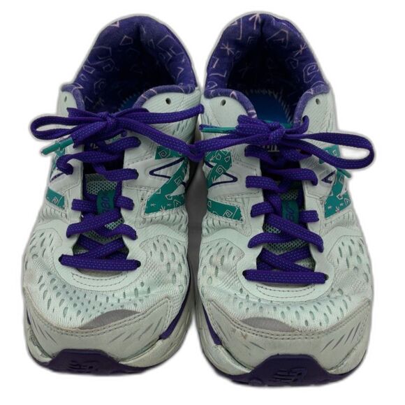 Women's New Balance Run Disney 2017 "Mad Tea Party" Running Shoes Size 8.5 - Picture 1 of 9